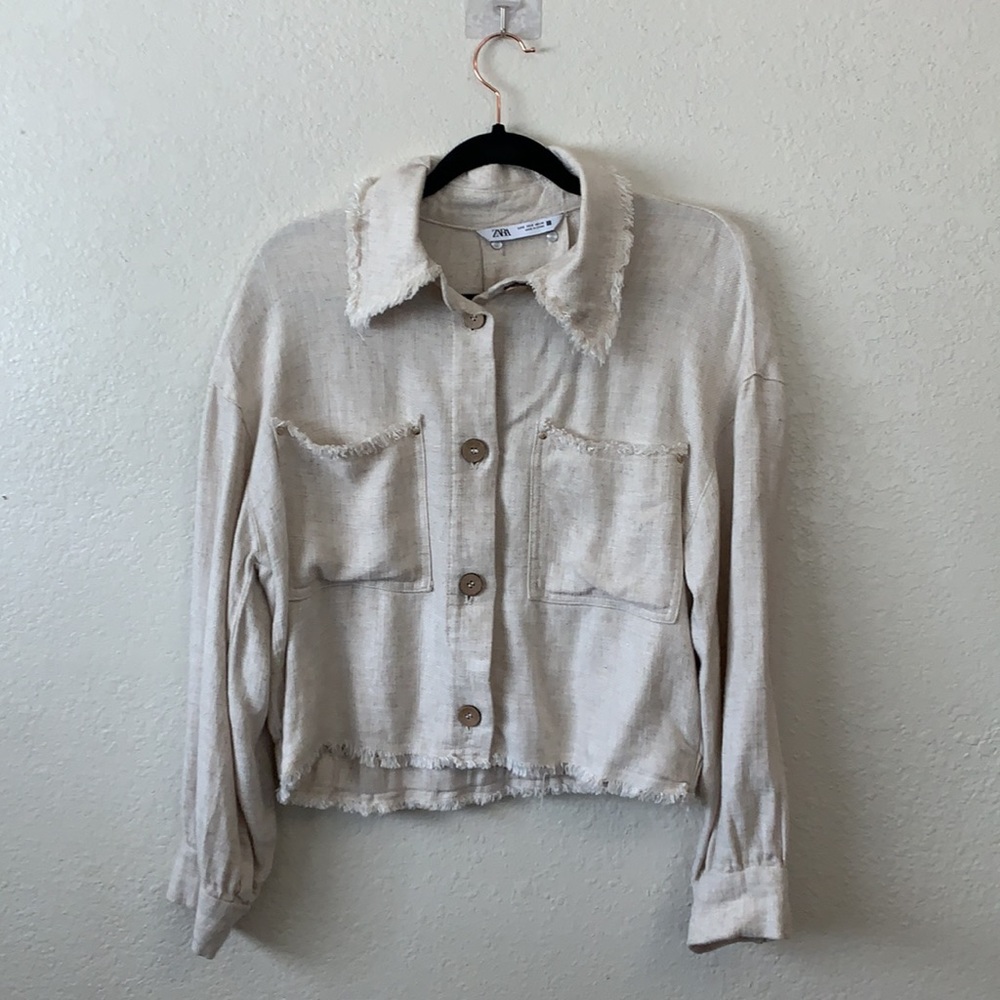 ZARA FRAYED TRIM SHORT JACKET 🤍 - Picture 2 of 4